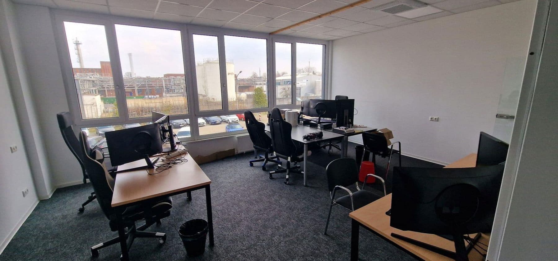 Pronájem kanceláře 350 m², Dr.-Hans-Lebach-Str. 2, Erkner, Braniborsko Pronájem kanceláře 350 m², Dr.-Hans-Lebach-Str. 2, Erkner, Braniborsko