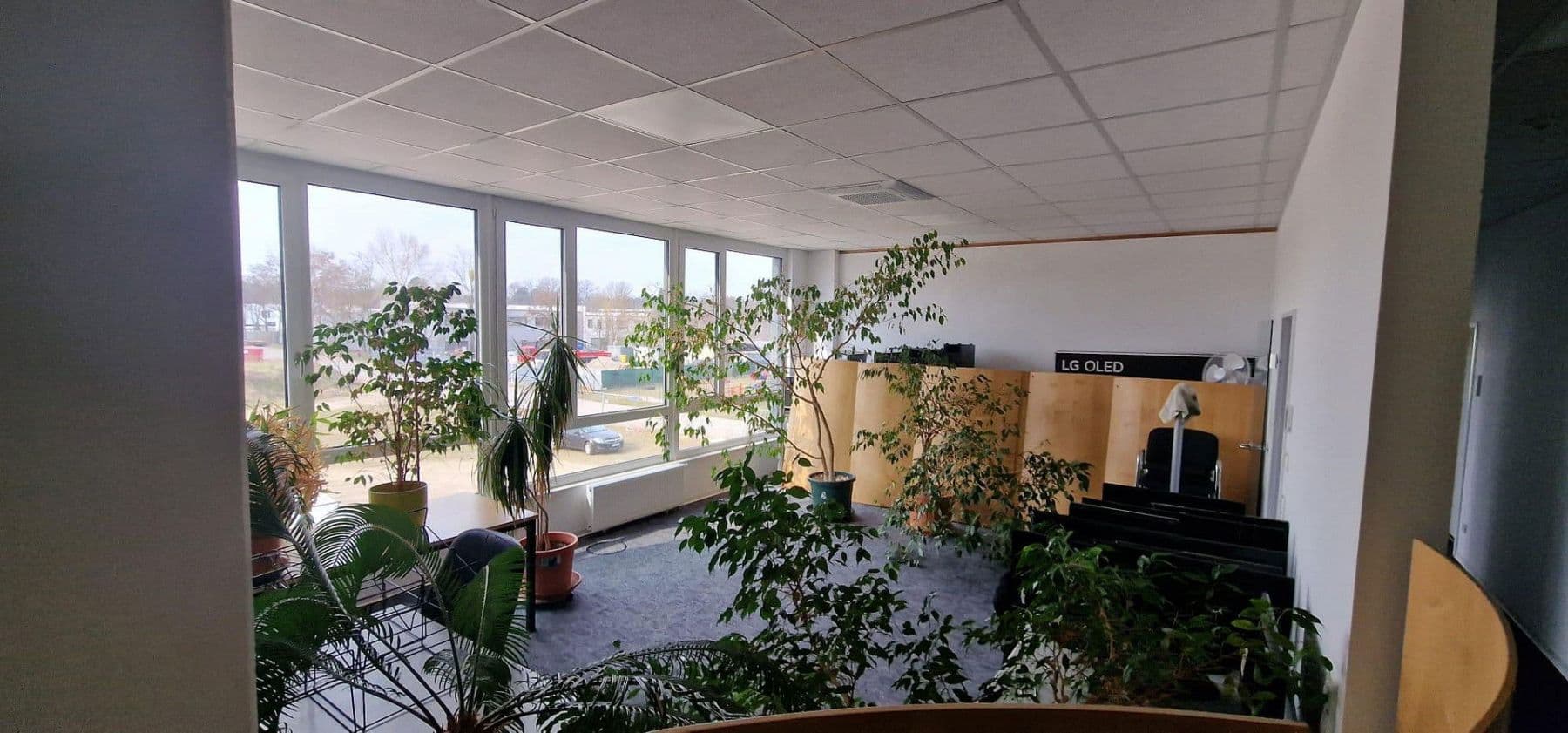 Pronájem kanceláře 350 m², Dr.-Hans-Lebach-Str. 2, Erkner, Braniborsko Pronájem kanceláře 350 m², Dr.-Hans-Lebach-Str. 2, Erkner, Braniborsko