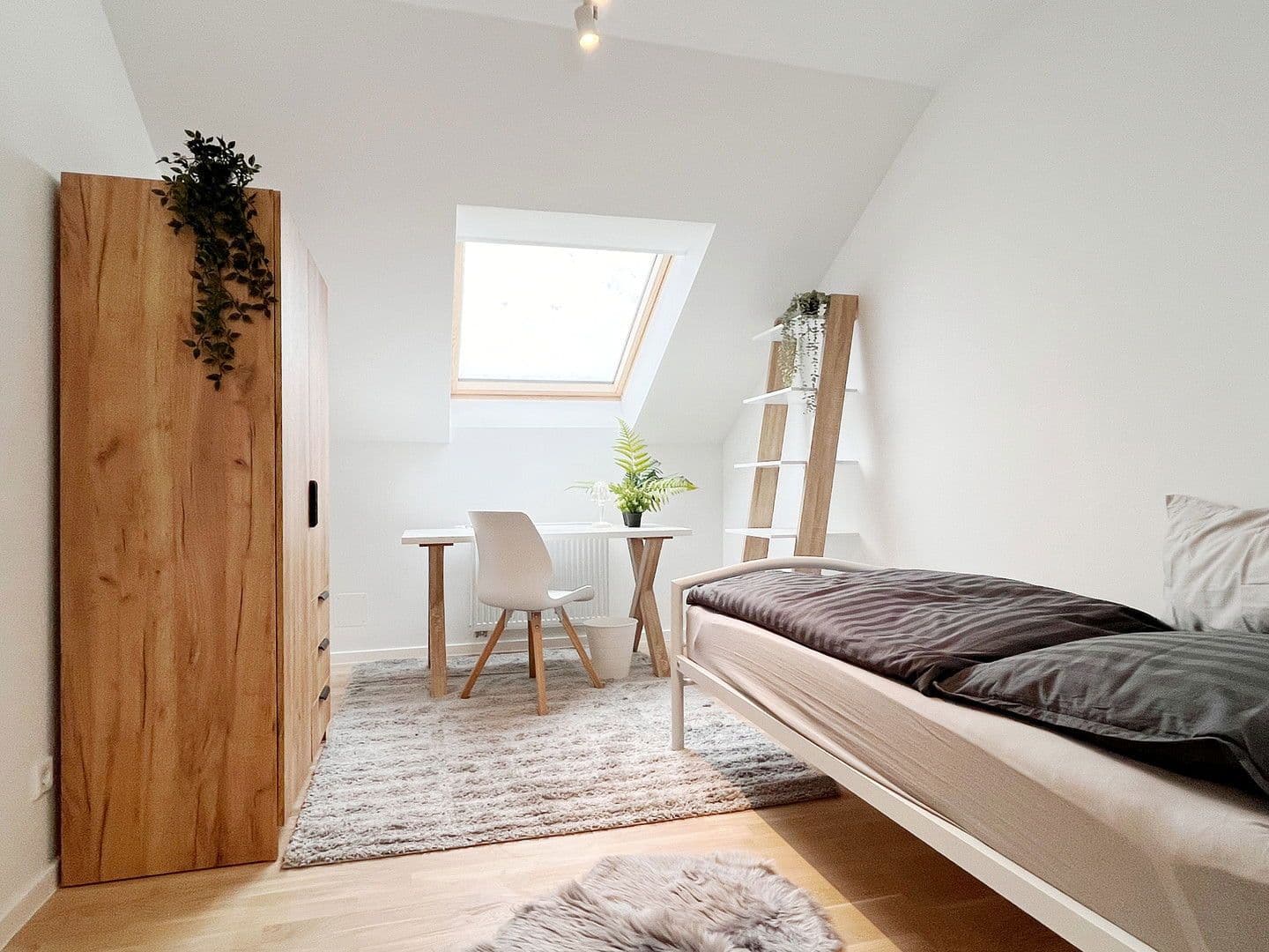 Prodej bytu 4+1 98 m², Dachauer Straße 72b, Olching, Bavorsko Prodej bytu 4+1 98 m², Dachauer Straße 72b, Olching, Bavorsko