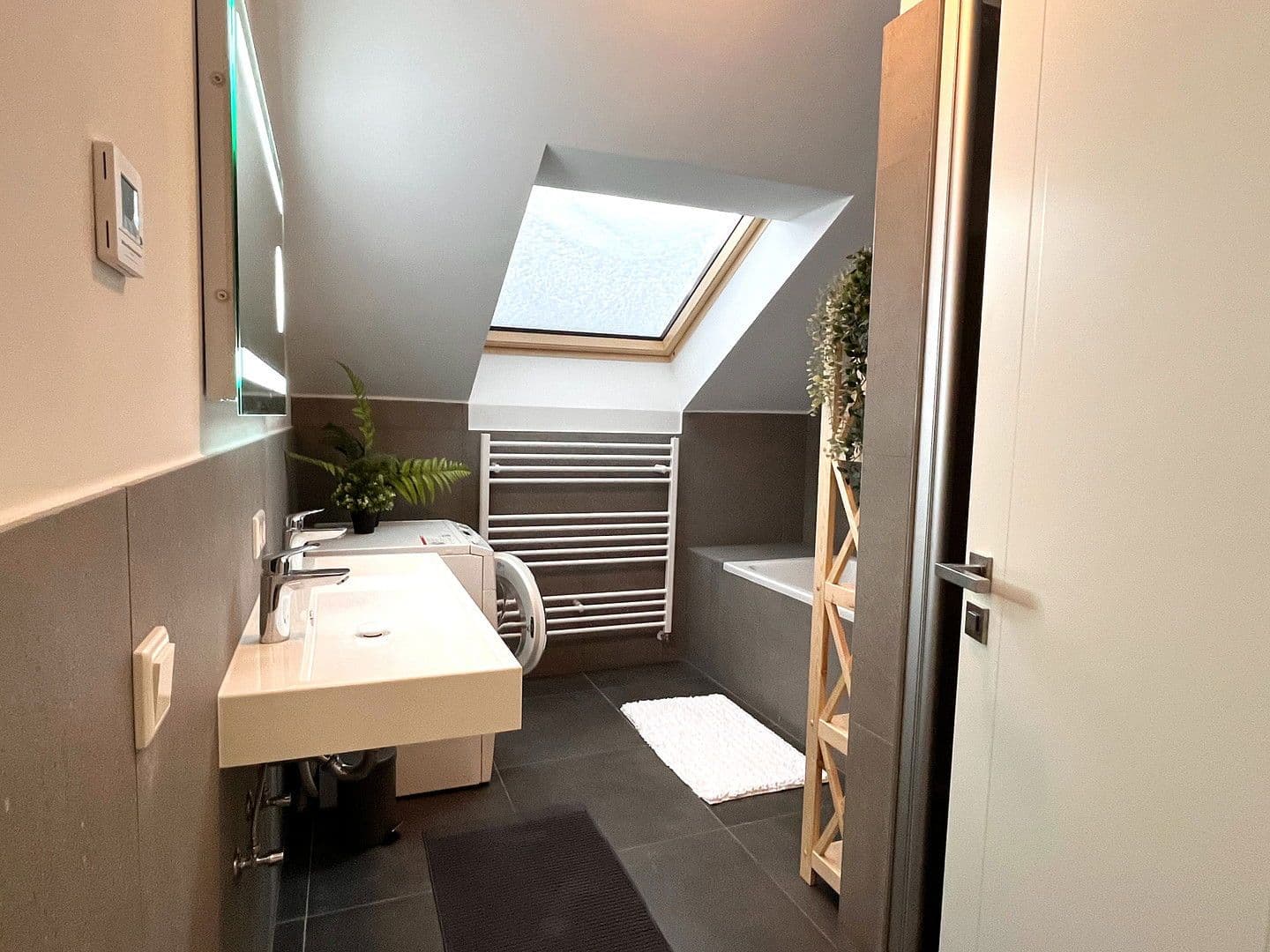 Prodej bytu 4+1 98 m², Dachauer Straße 72b, Olching, Bavorsko Prodej bytu 4+1 98 m², Dachauer Straße 72b, Olching, Bavorsko