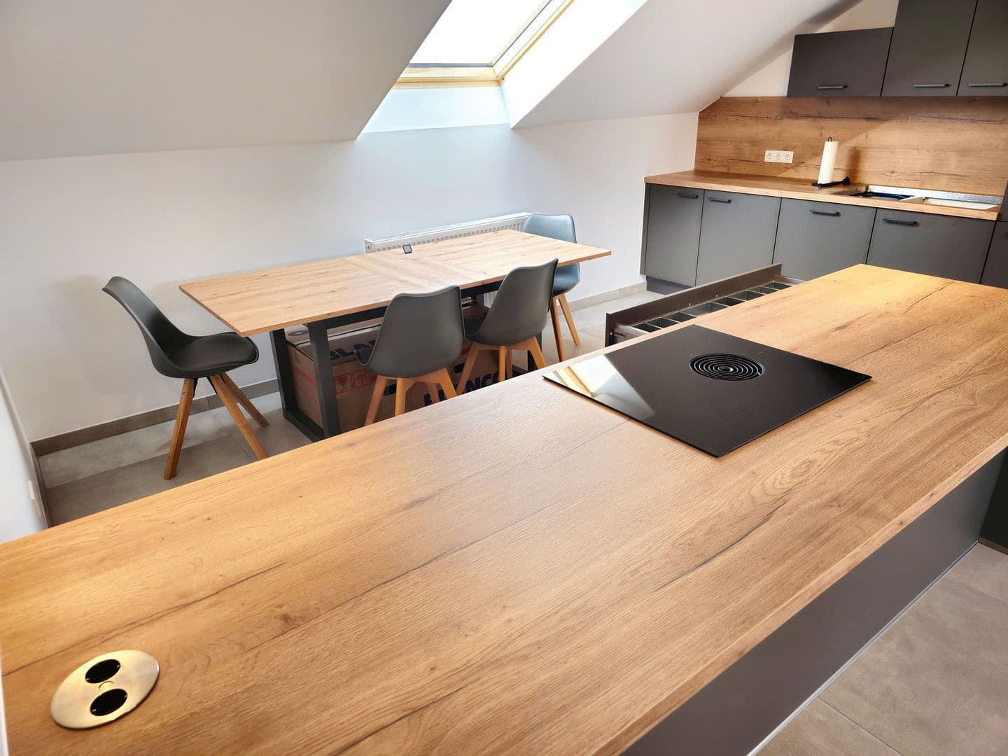 Prodej bytu 4+1 98 m², Dachauer Straße 72b, Olching, Bavorsko Prodej bytu 4+1 98 m², Dachauer Straße 72b, Olching, Bavorsko