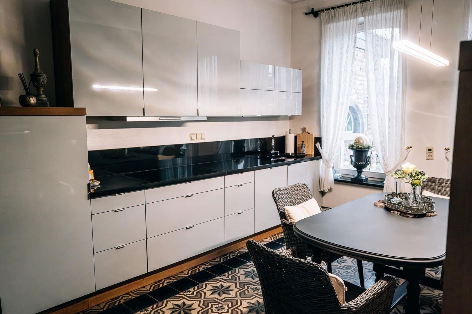 Prodej domu 220 m², pozemek 1.251 m², Heinsberg, Severní Porýní-Vestfálsko Prodej domu 220 m², pozemek 1.251 m², Heinsberg, Severní Porýní-Vestfálsko