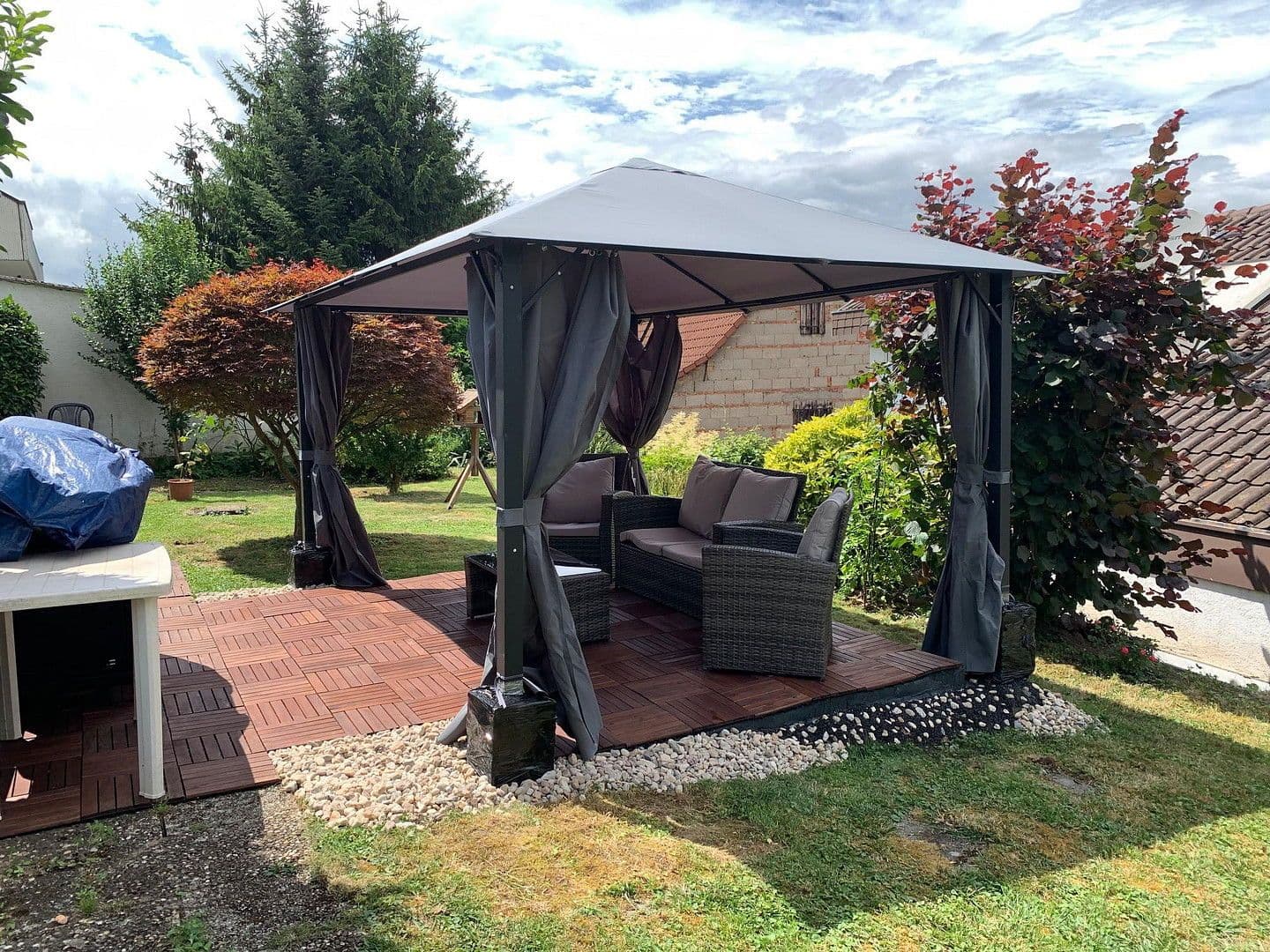 Prodej domu 105 m², pozemek 515 m², Oedheim, Bádensko-Württembersko Prodej domu 105 m², pozemek 515 m², Oedheim, Bádensko-Württembersko