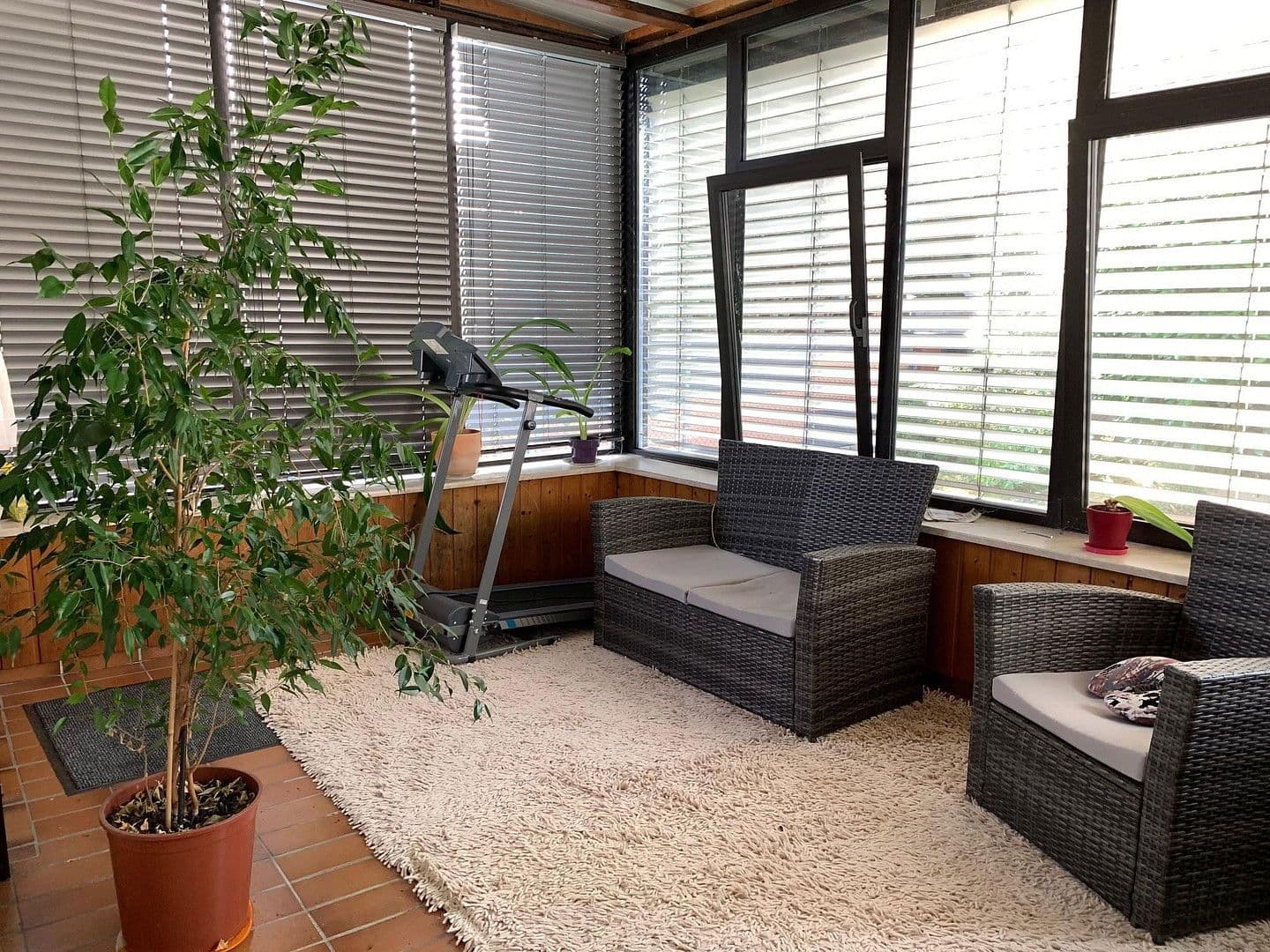 Prodej domu 105 m², pozemek 515 m², Oedheim, Bádensko-Württembersko Prodej domu 105 m², pozemek 515 m², Oedheim, Bádensko-Württembersko