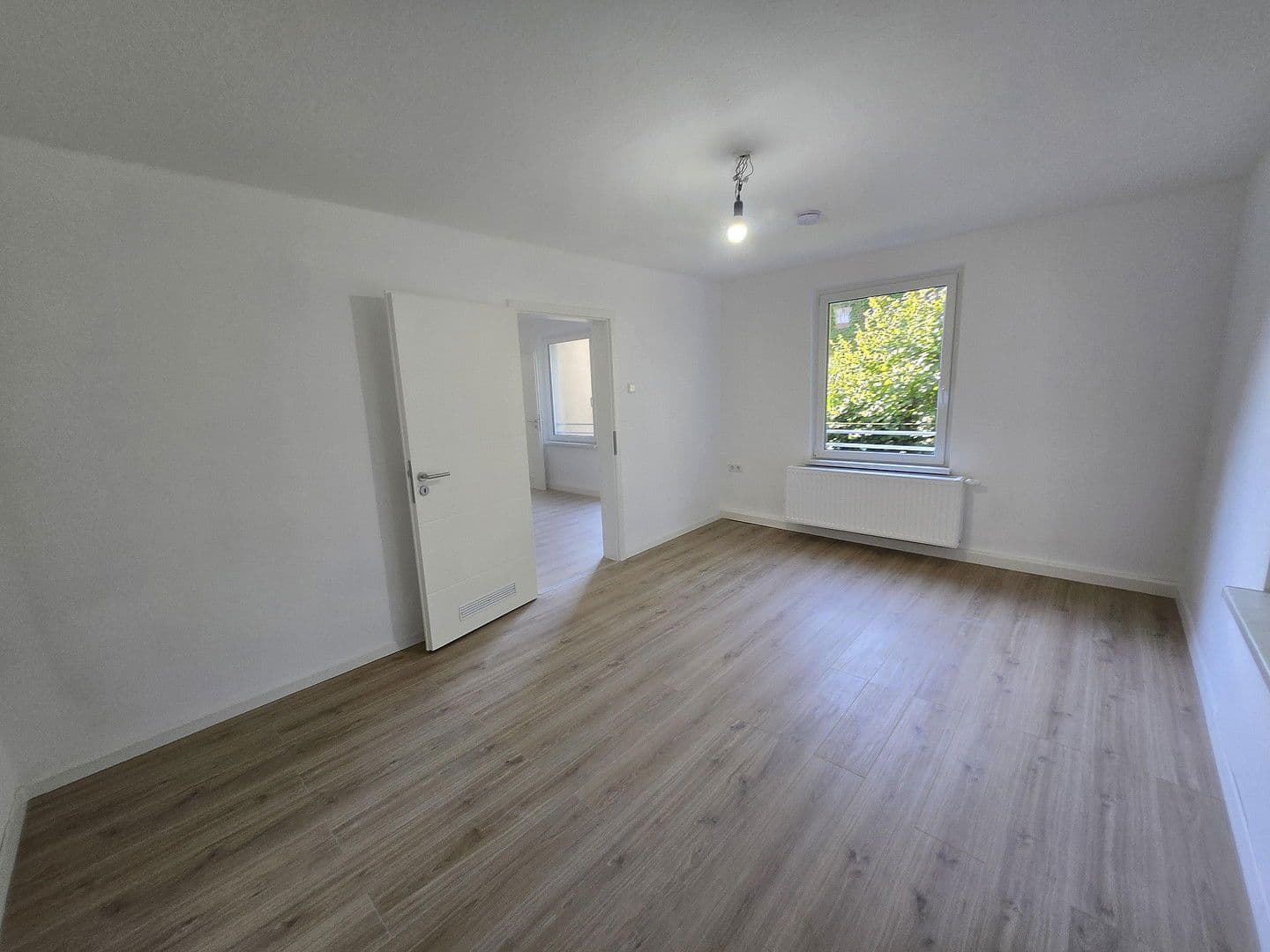 Pronájem bytu 2+1 38 m², Orffstraße, Nürnberg, Bavorsko Pronájem bytu 2+1 38 m², Orffstraße, Nürnberg, Bavorsko