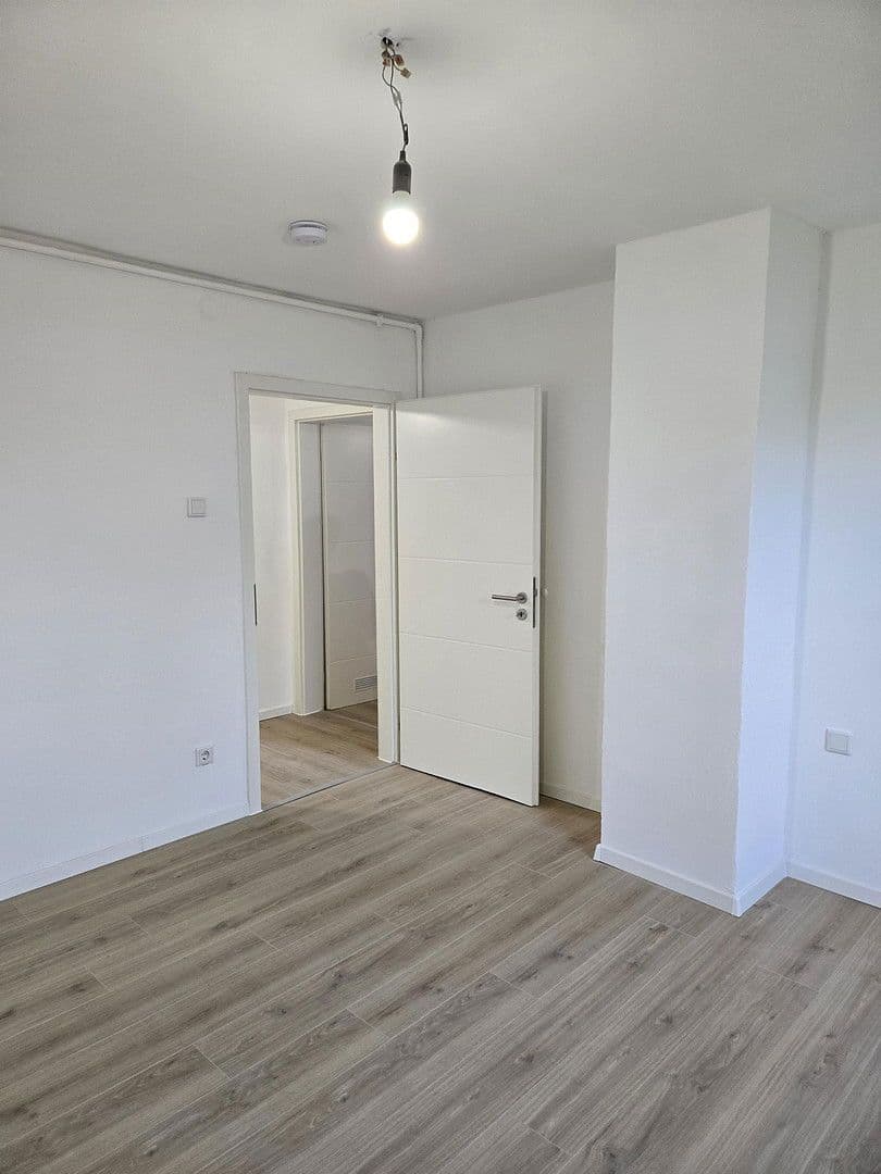 Pronájem bytu 2+1 38 m², Orffstraße, Nürnberg, Bavorsko Pronájem bytu 2+1 38 m², Orffstraße, Nürnberg, Bavorsko