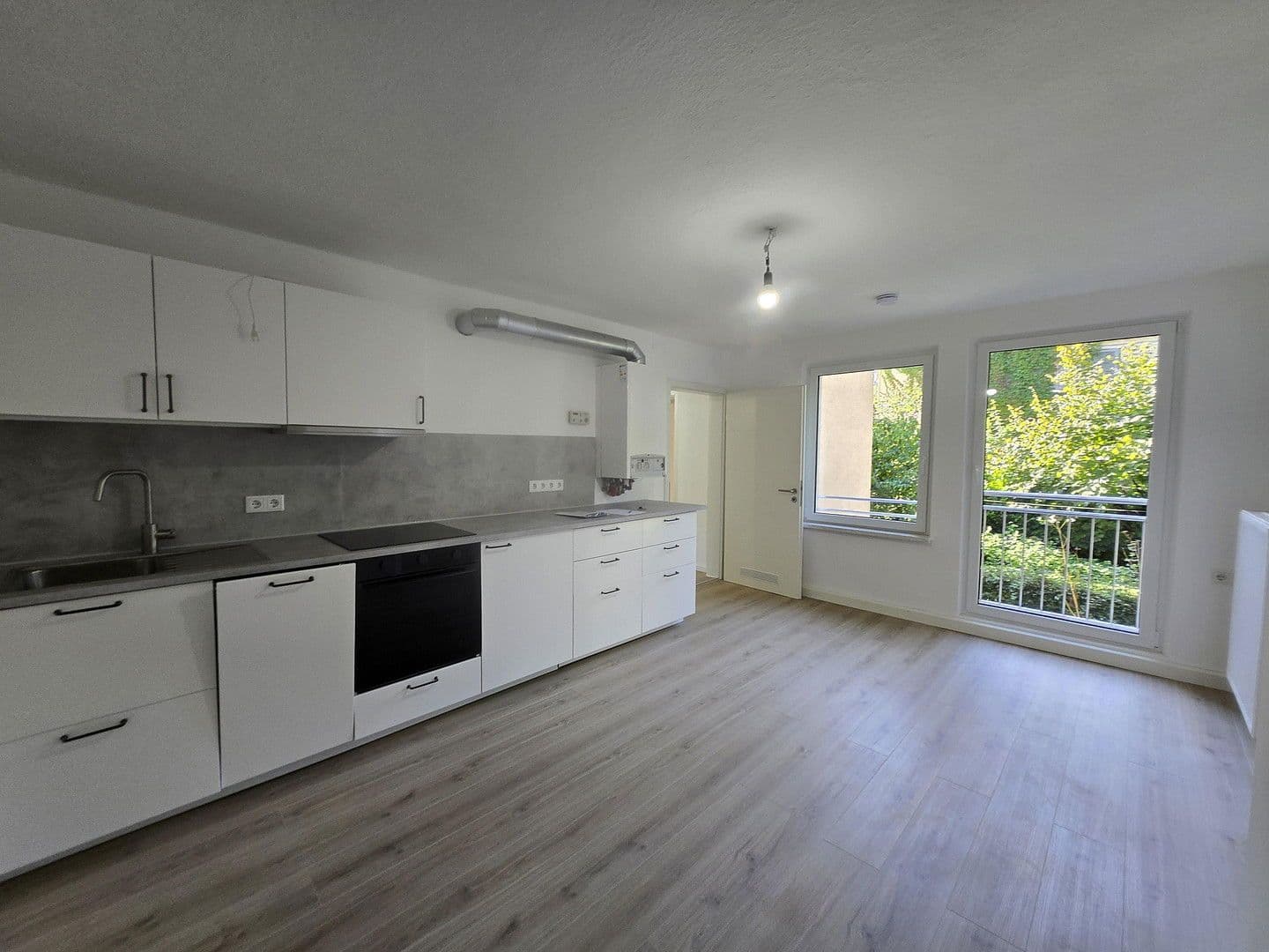 Pronájem bytu 2+1 38 m², Orffstraße, Nürnberg, Bavorsko Pronájem bytu 2+1 38 m², Orffstraße, Nürnberg, Bavorsko