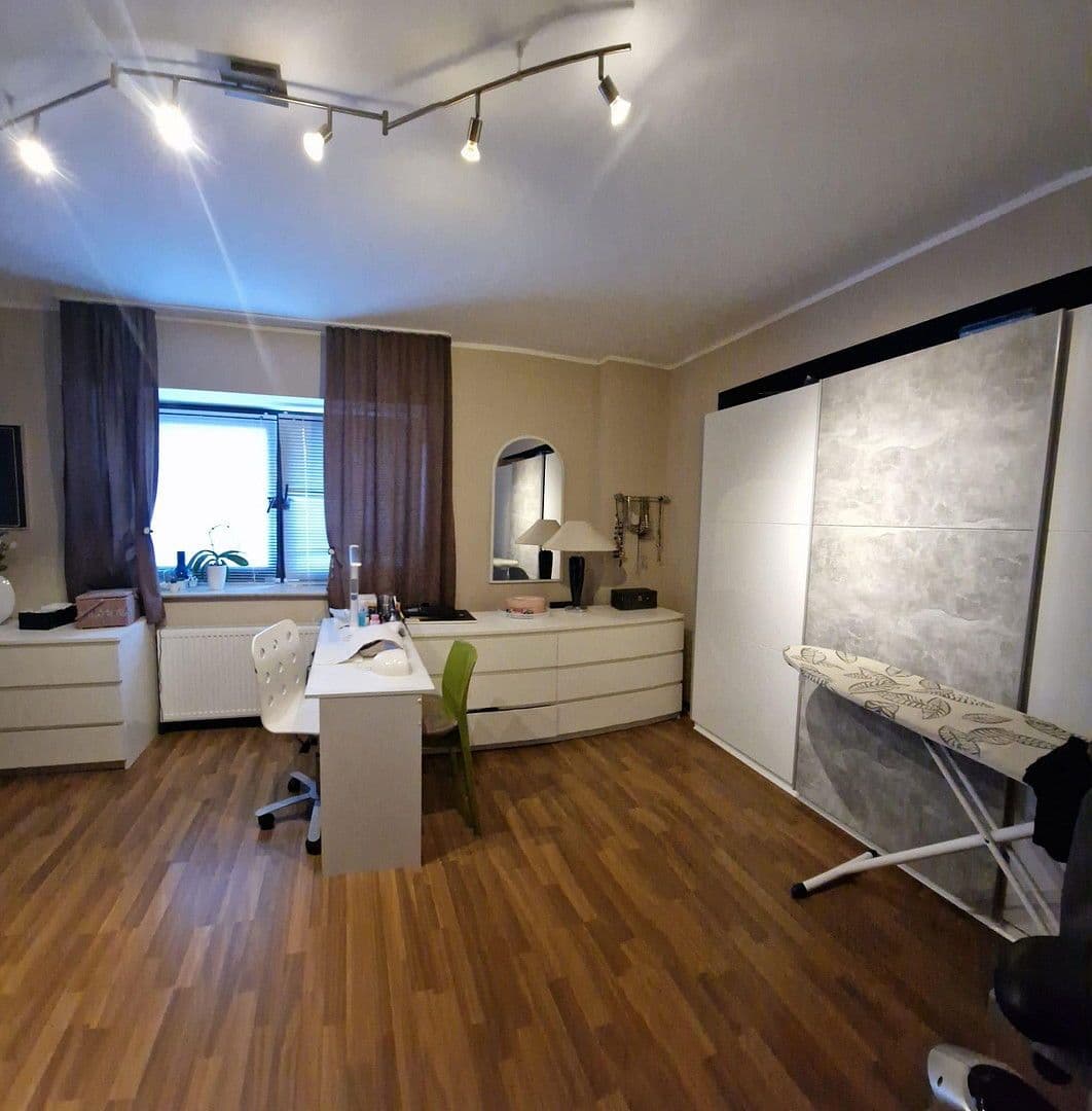Prodej domu 420 m², pozemek 1.248 m², Tettenbachstr. 17, Dortmund Hostedde, Severní Porýní-Vestfálsko Prodej domu 420 m², pozemek 1.248 m², Tettenbachstr. 17, Dortmund Hostedde, Severní Porýní-Vestfálsko