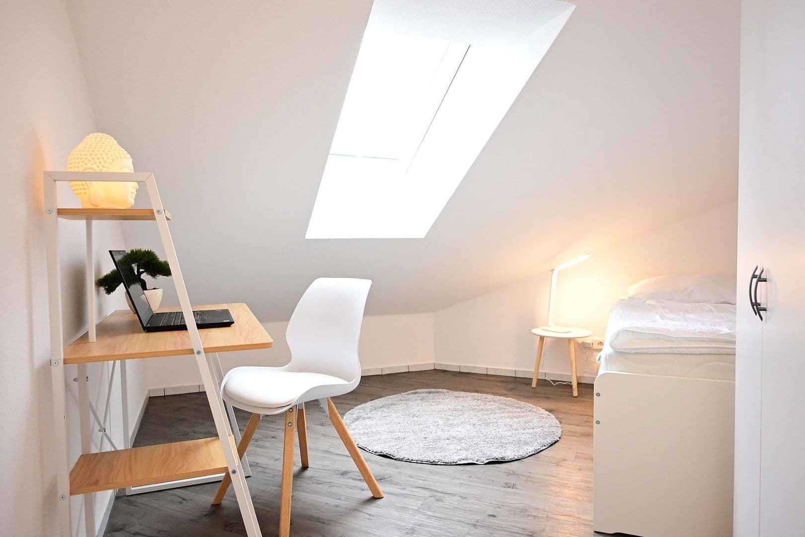 Pronájem bytu 2+1 59 m², Bielefeld, Severní Porýní-Vestfálsko Pronájem bytu 2+1 59 m², Bielefeld, Severní Porýní-Vestfálsko