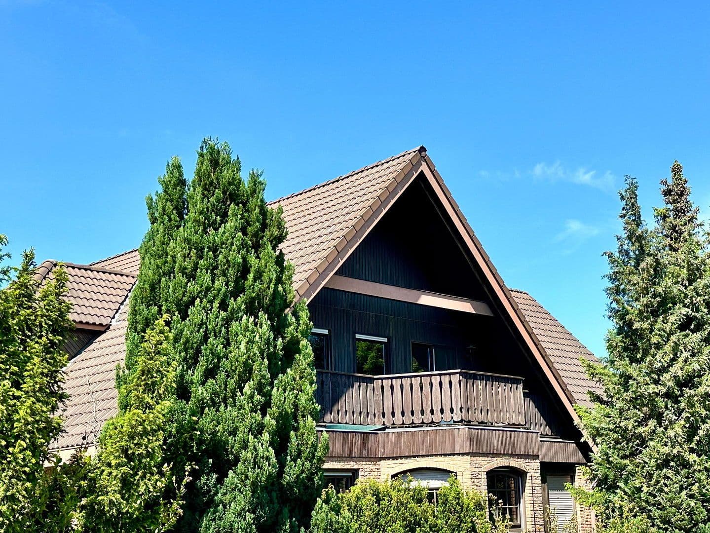 Prodej domu 258 m², pozemek 1.400 m², Falkensee, Braniborsko Prodej domu 258 m², pozemek 1.400 m², Falkensee, Braniborsko