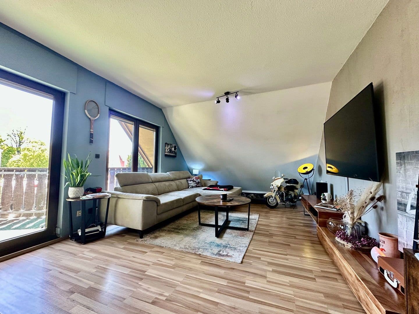 Prodej domu 258 m², pozemek 1.400 m², Falkensee, Braniborsko Prodej domu 258 m², pozemek 1.400 m², Falkensee, Braniborsko