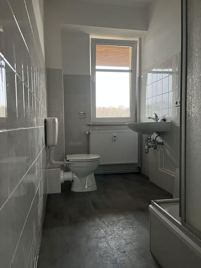 Pronájem bytu 1+1 38 m², Leipziger Vorstadt 18, Pegau, Sasko Pronájem bytu 1+1 38 m², Leipziger Vorstadt 18, Pegau, Sasko