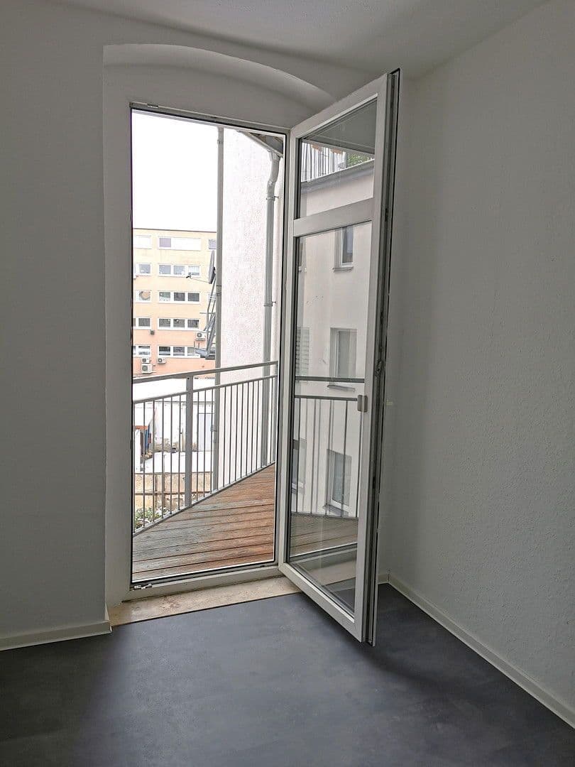 Pronájem bytu 3+1 93 m², Georg - Büchner - Str., Gera Debschwitz, Durynsko Pronájem bytu 3+1 93 m², Georg - Büchner - Str., Gera Debschwitz, Durynsko
