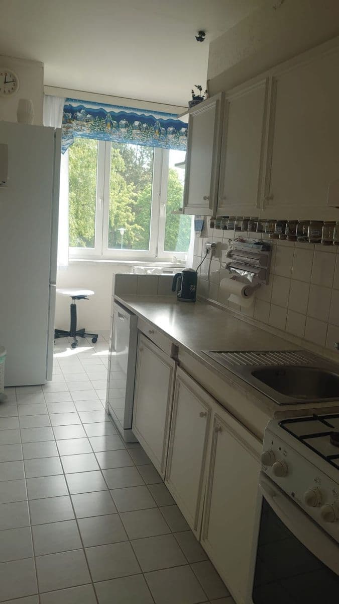 Pronájem bytu 2+1 57 m², Fibichova, Karlovy Vary, Karlovarský kraj Pronájem bytu 2+1 57 m², Fibichova, Karlovy Vary, Karlovarský kraj