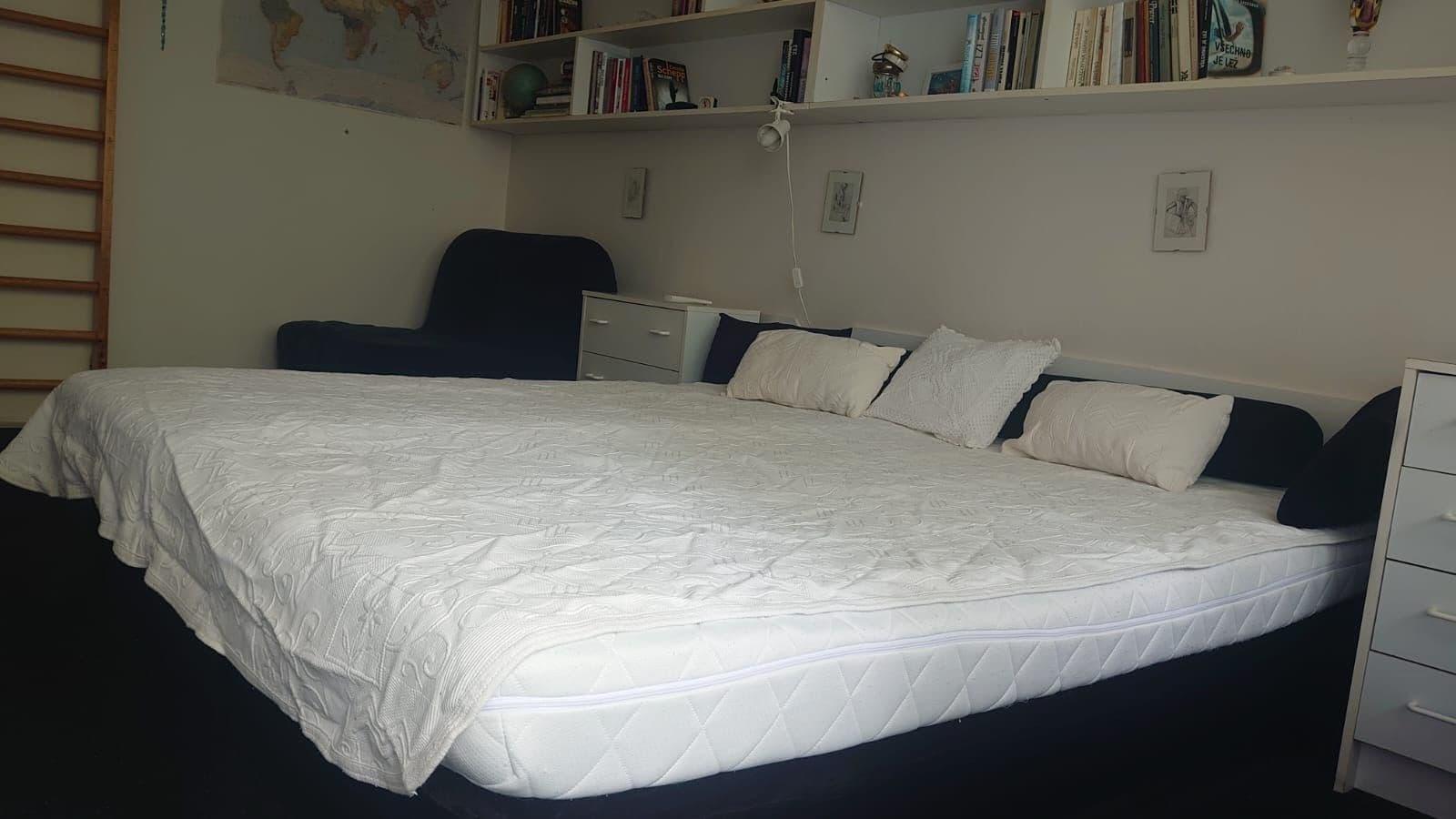 Pronájem bytu 2+1 57 m², Fibichova, Karlovy Vary, Karlovarský kraj Pronájem bytu 2+1 57 m², Fibichova, Karlovy Vary, Karlovarský kraj