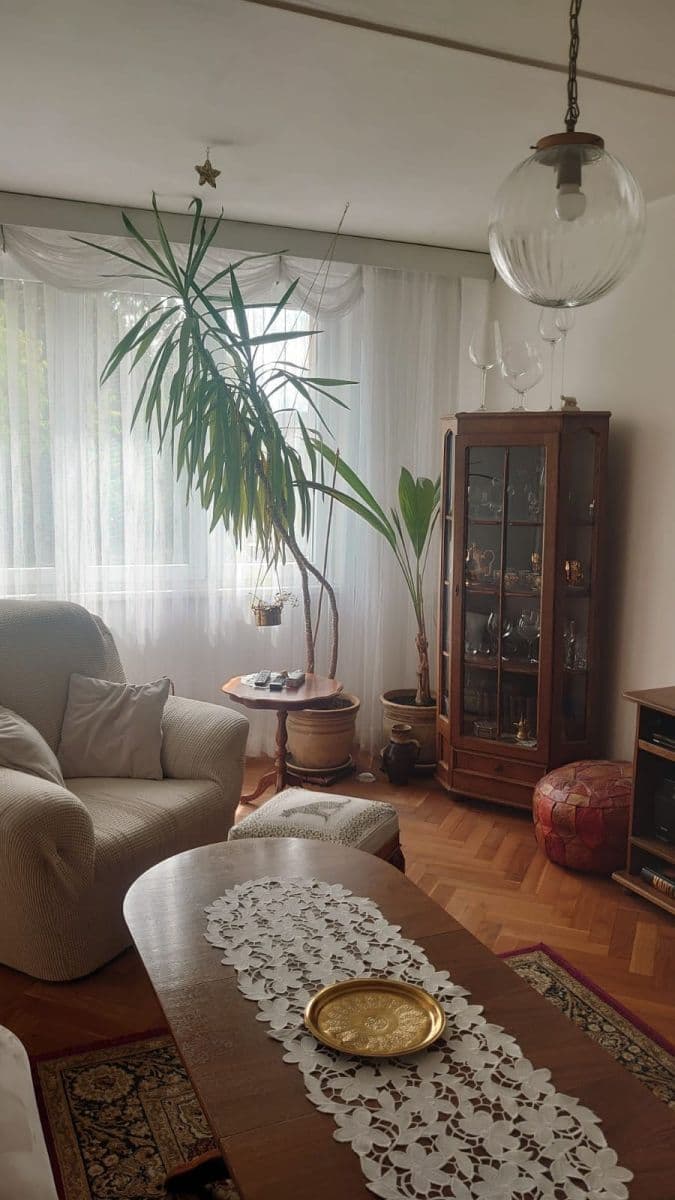 Pronájem bytu 2+1 57 m², Fibichova, Karlovy Vary, Karlovarský kraj Pronájem bytu 2+1 57 m², Fibichova, Karlovy Vary, Karlovarský kraj