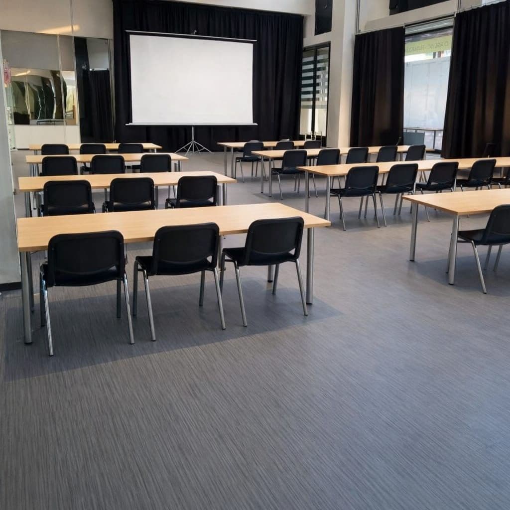 Pronájem nebytového prostoru 100 m², třída Edvarda Beneše, Hradec Králové, Královéhradecký kraj Pronájem nebytového prostoru 100 m², třída Edvarda Beneše, Hradec Králové, Královéhradecký kraj