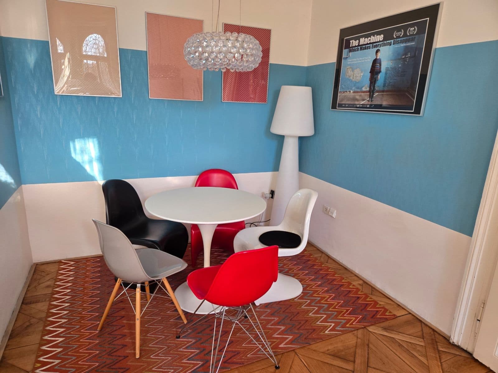 Pronájem kanceláře 80 m², Bolzanova, Praha, Praha Pronájem kanceláře 80 m², Bolzanova, Praha, Praha