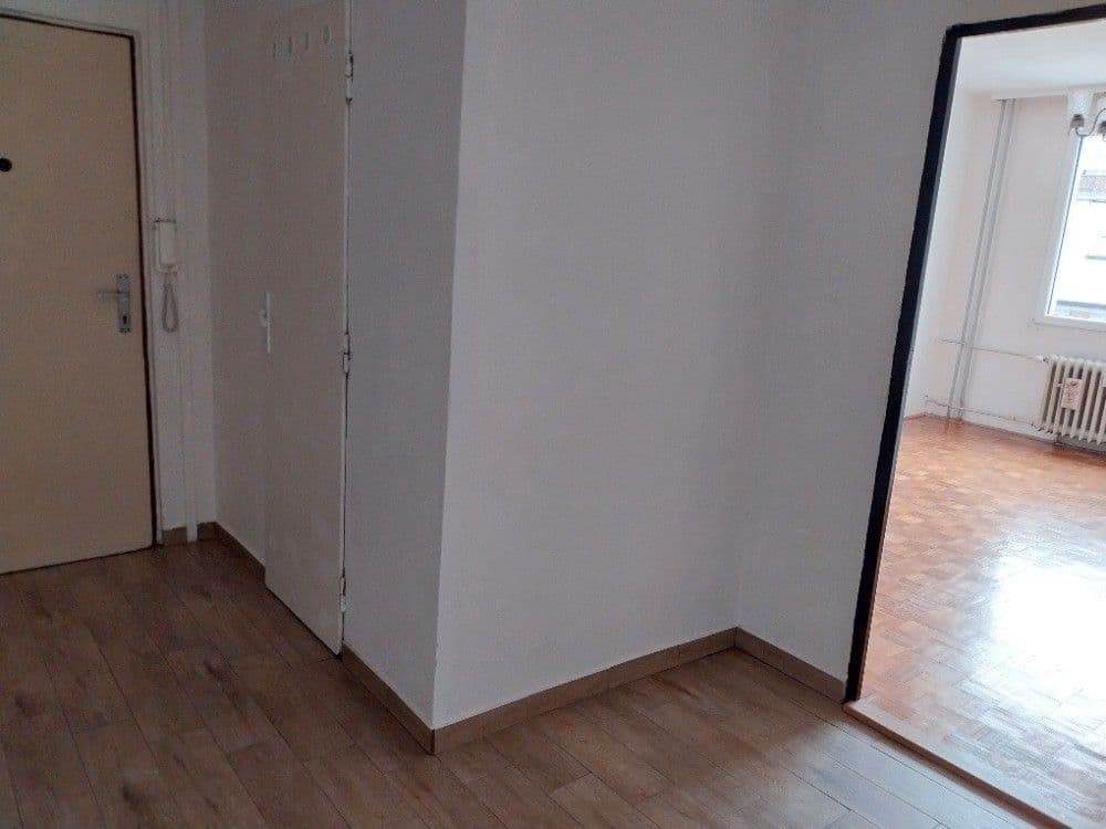 Pronájem bytu 2+kk 40 m², Přístavní, Praha, Praha Pronájem bytu 2+kk 40 m², Přístavní, Praha, Praha