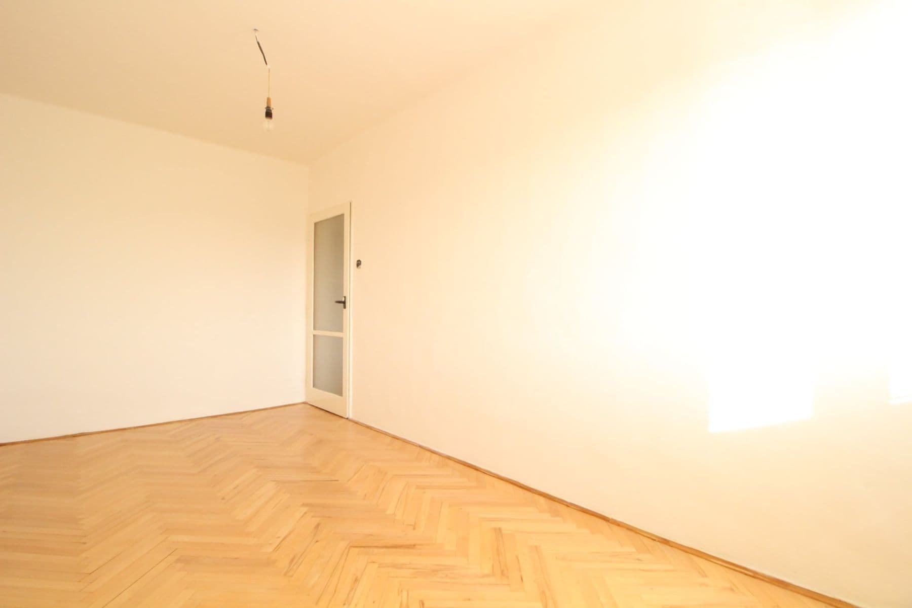 Pronájem bytu 4+kk 80 m², Hlavní, Praha, Praha Pronájem bytu 4+kk 80 m², Hlavní, Praha, Praha