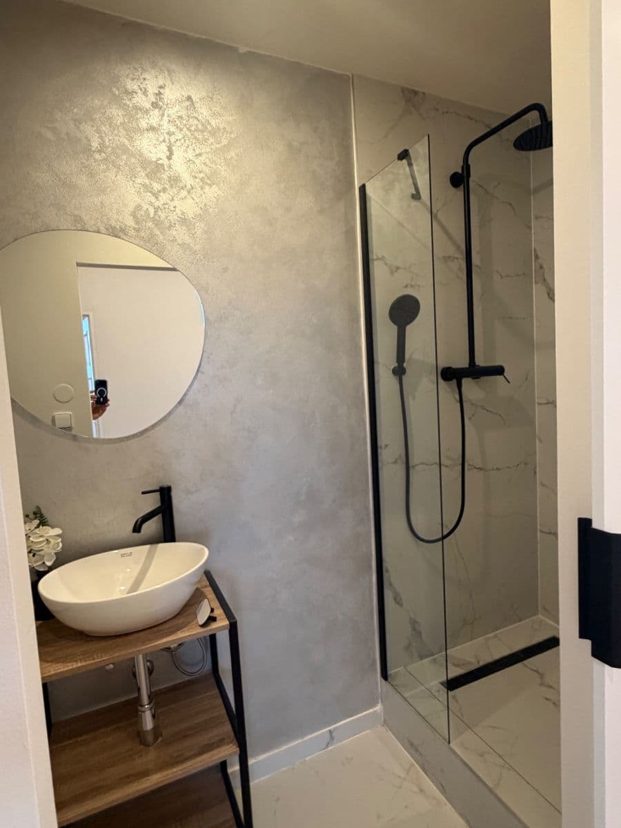 Prodej bytu 3+1 60 m², Veltrusy, Středočeský kraj Prodej bytu 3+1 60 m², Veltrusy, Středočeský kraj