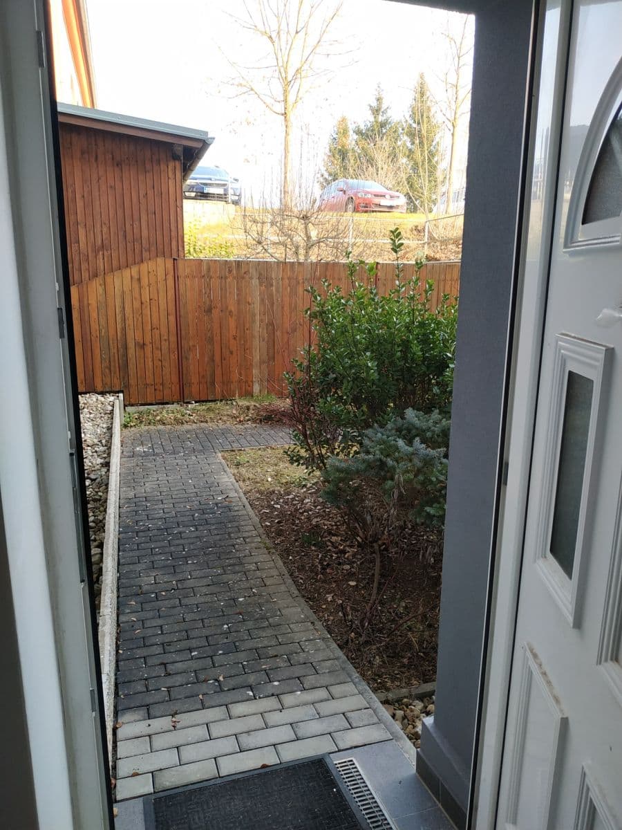 Pronájem bytu 2+kk 68 m², Týnec nad Sázavou, Středočeský kraj Pronájem bytu 2+kk 68 m², Týnec nad Sázavou, Středočeský kraj