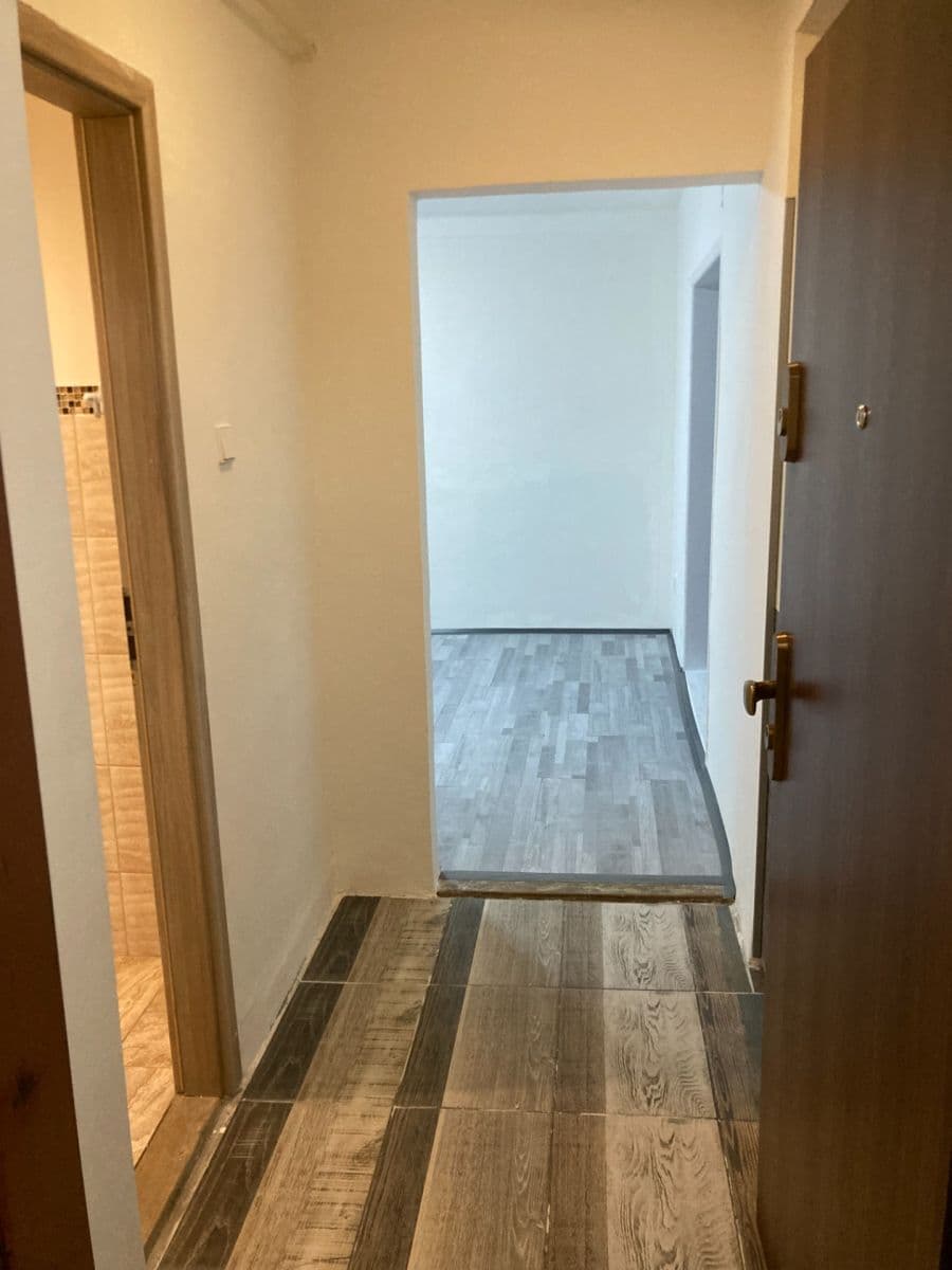 Prodej bytu 2+1 50 m², Odborářská, Ostrava, Moravskoslezský kraj Prodej bytu 2+1 50 m², Odborářská, Ostrava, Moravskoslezský kraj