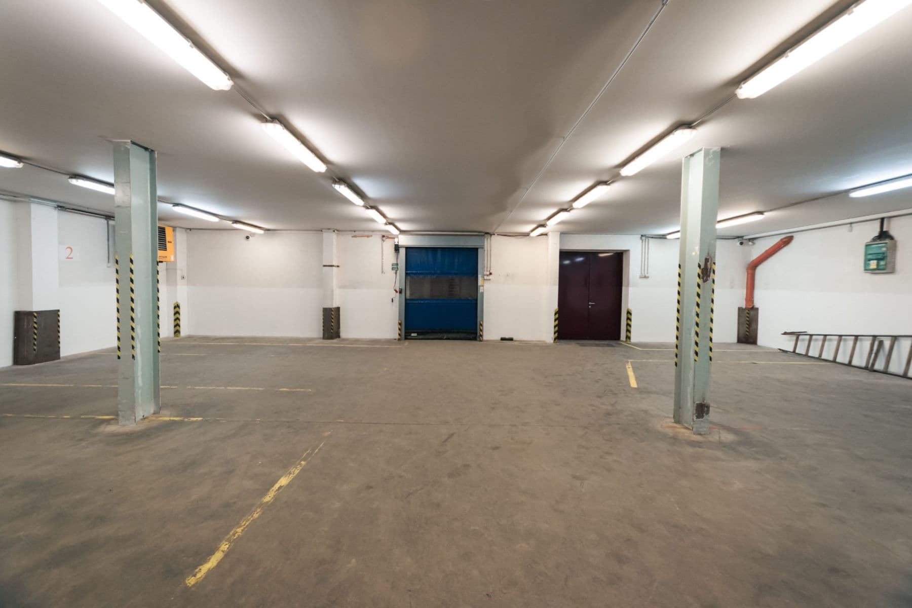 Pronájem nebytového prostoru 1.855 m², Dělostřelecká, Příbram, Středočeský kraj Pronájem nebytového prostoru 1.855 m², Dělostřelecká, Příbram, Středočeský kraj