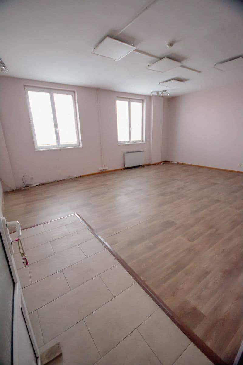 Pronájem nebytového prostoru 1.855 m², Dělostřelecká, Příbram, Středočeský kraj Pronájem nebytového prostoru 1.855 m², Dělostřelecká, Příbram, Středočeský kraj