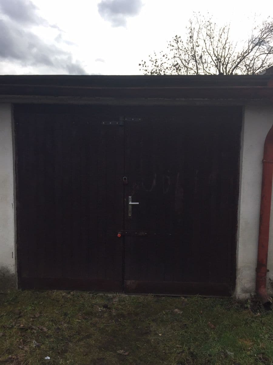 Pronájem garáže 18 m², Novobohdalecká, Praha, Praha Pronájem garáže 18 m², Novobohdalecká, Praha, Praha