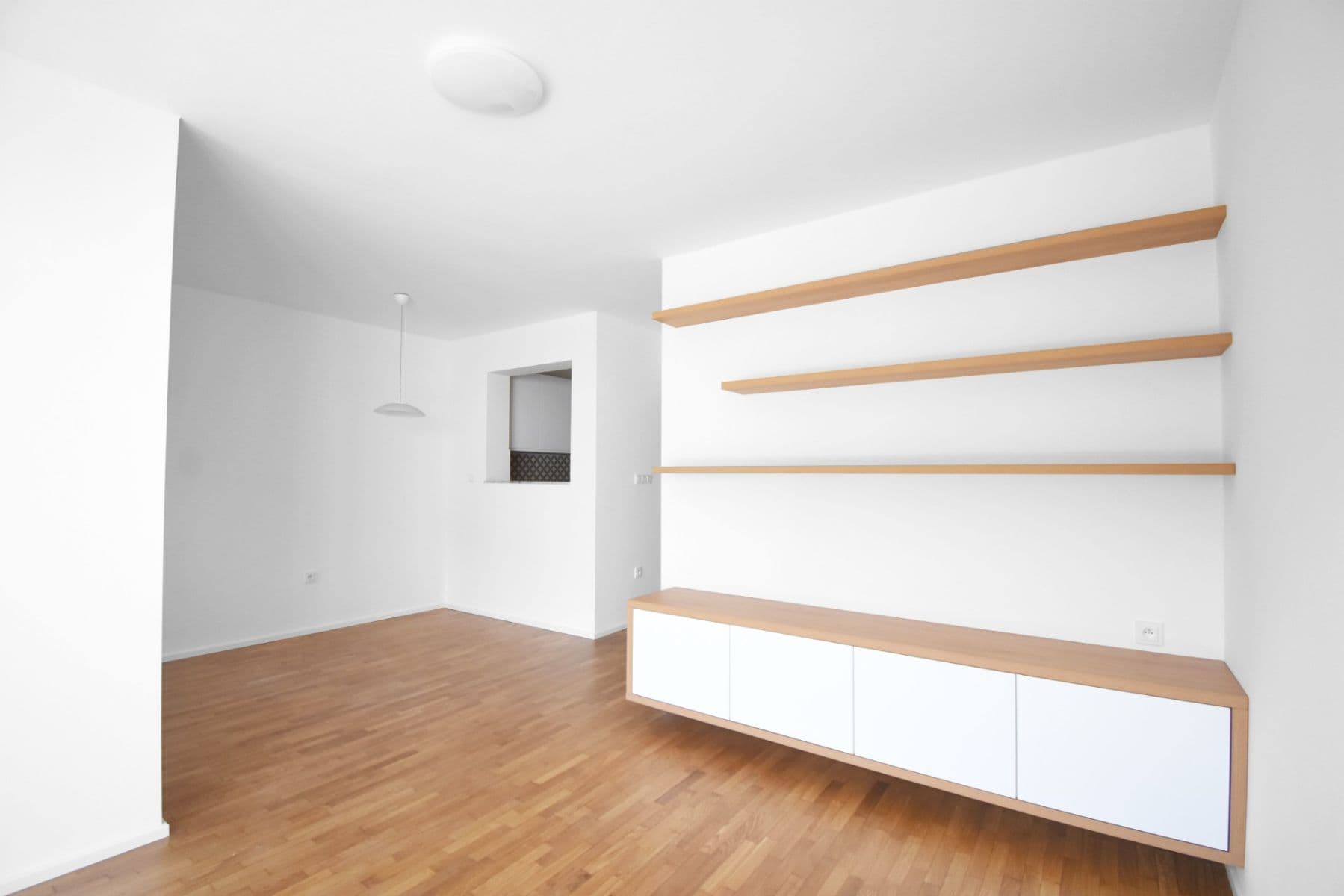 Prodej bytu 1+kk 44 m², U Vojanky, Praha, Praha Prodej bytu 1+kk 44 m², U Vojanky, Praha, Praha