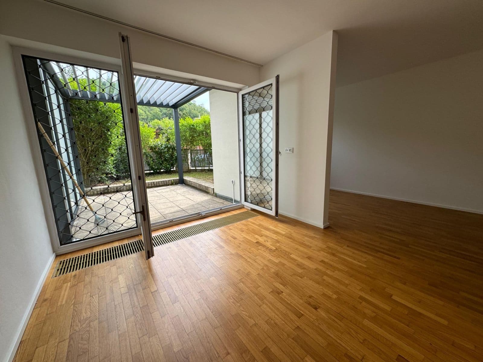 Prodej bytu 1+kk 44 m², U Vojanky, Praha, Praha Prodej bytu 1+kk 44 m², U Vojanky, Praha, Praha