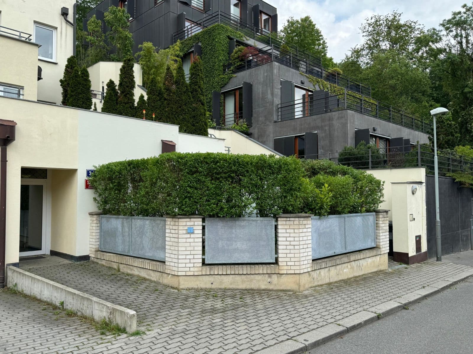 Prodej bytu 1+kk 44 m², U Vojanky, Praha, Praha Prodej bytu 1+kk 44 m², U Vojanky, Praha, Praha