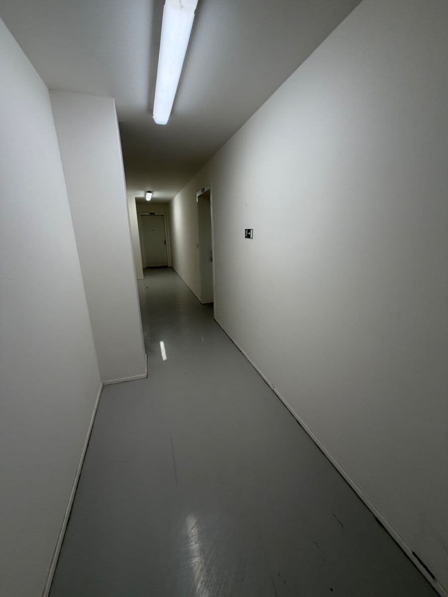 Prodej bytu 1+kk 37 m², Ukrajinská, Ostrava, Moravskoslezský kraj Prodej bytu 1+kk 37 m², Ukrajinská, Ostrava, Moravskoslezský kraj