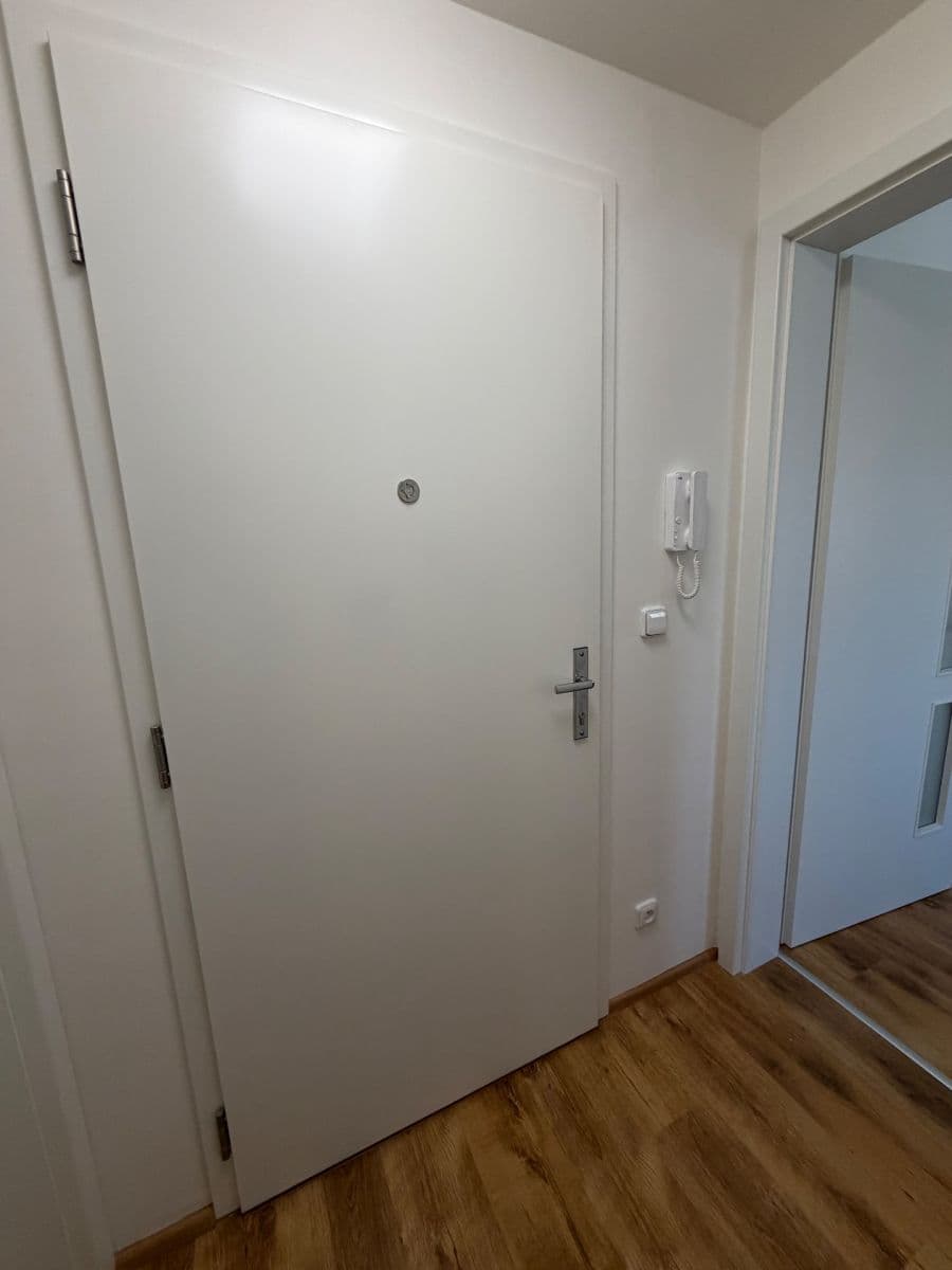 Prodej bytu 1+kk 37 m², Ukrajinská, Ostrava, Moravskoslezský kraj Prodej bytu 1+kk 37 m², Ukrajinská, Ostrava, Moravskoslezský kraj
