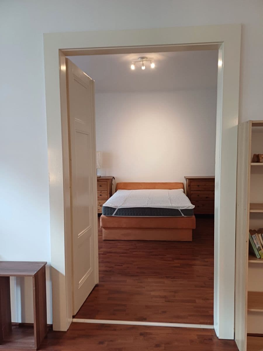 Pronájem bytu 3+kk 80 m², Národní obrany, Praha, Praha Pronájem bytu 3+kk 80 m², Národní obrany, Praha, Praha