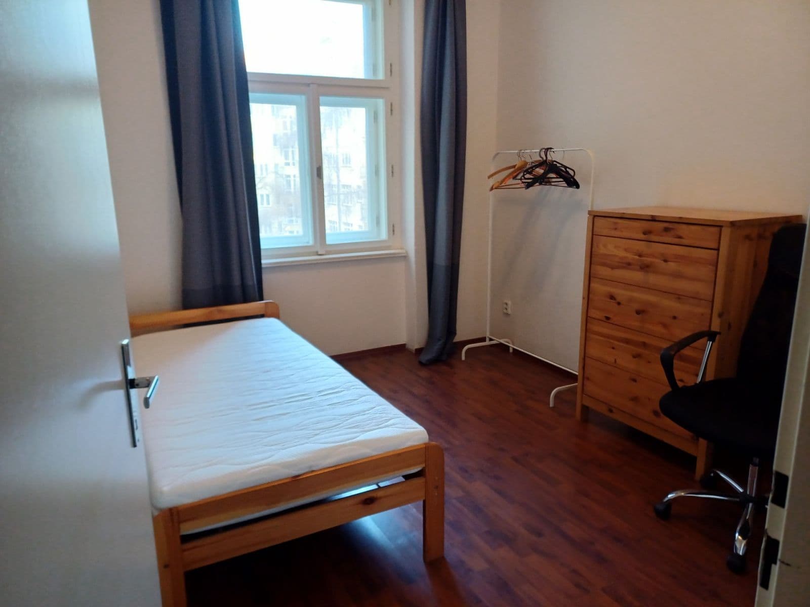 Pronájem bytu 3+kk 80 m², Národní obrany, Praha, Praha Pronájem bytu 3+kk 80 m², Národní obrany, Praha, Praha