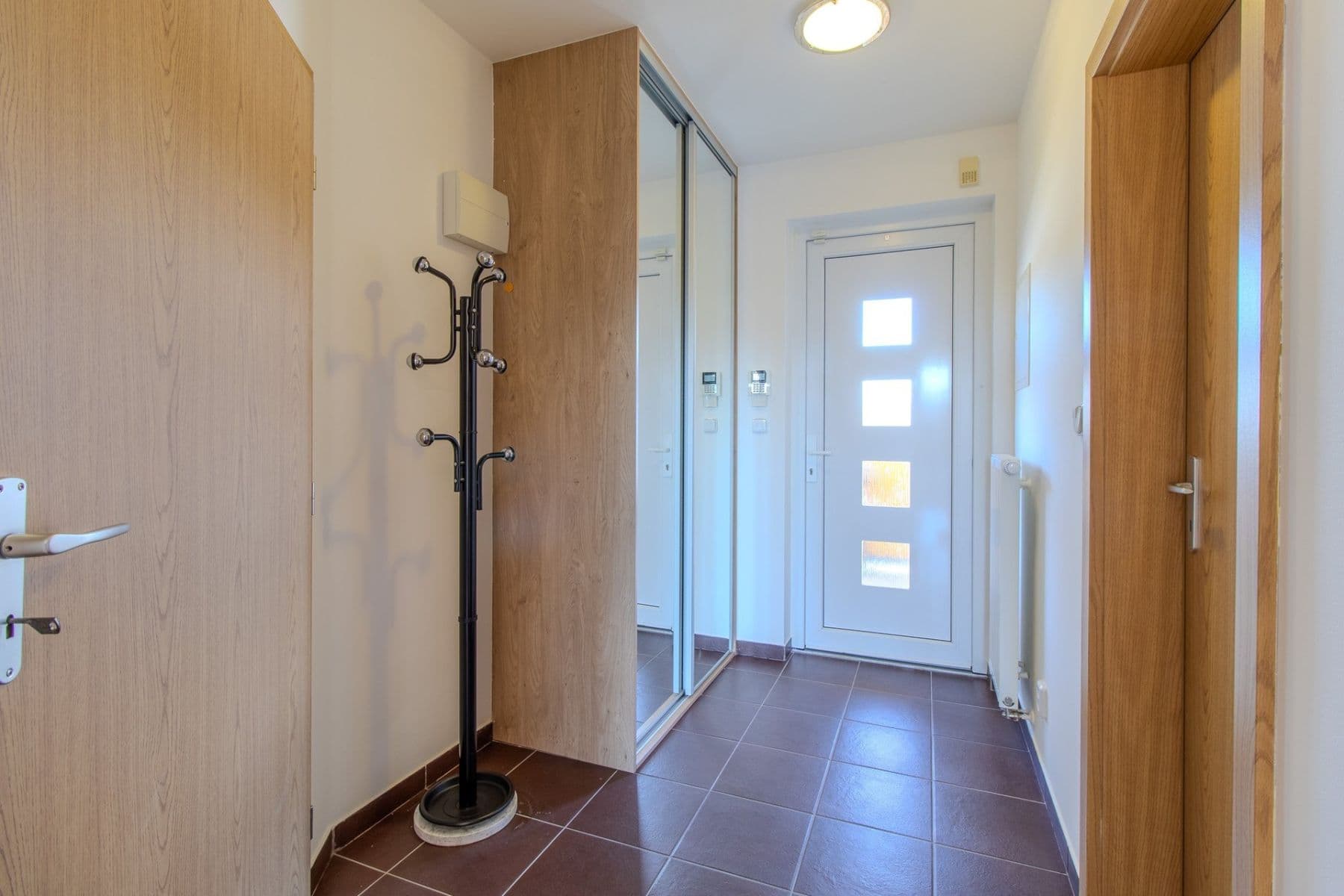 Pronájem bytu 2+kk 50 m², Nad Obcí, Nová Ves, Středočeský kraj Pronájem bytu 2+kk 50 m², Nad Obcí, Nová Ves, Středočeský kraj