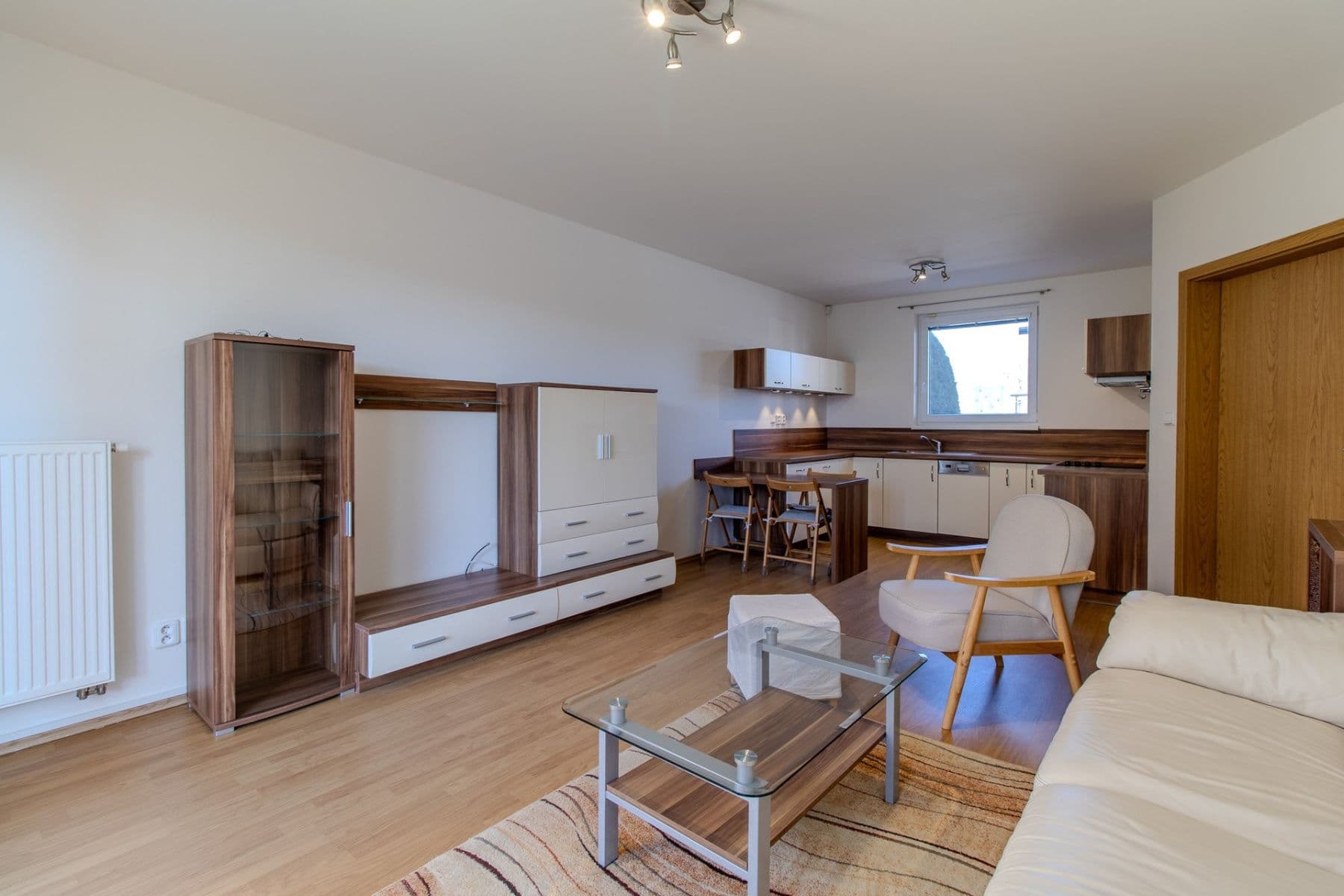 Pronájem bytu 2+kk 50 m², Nad Obcí, Nová Ves, Středočeský kraj Pronájem bytu 2+kk 50 m², Nad Obcí, Nová Ves, Středočeský kraj