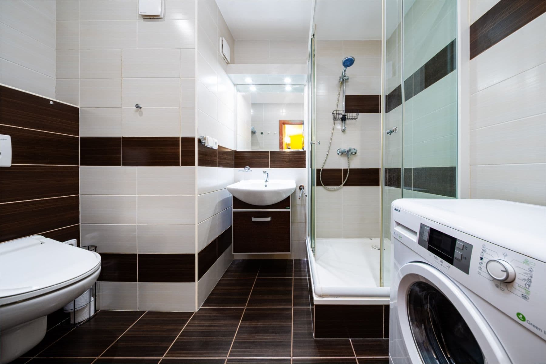 Prodej bytu 3+1 76 m², Na Vrších, Praha, Praha Prodej bytu 3+1 76 m², Na Vrších, Praha, Praha