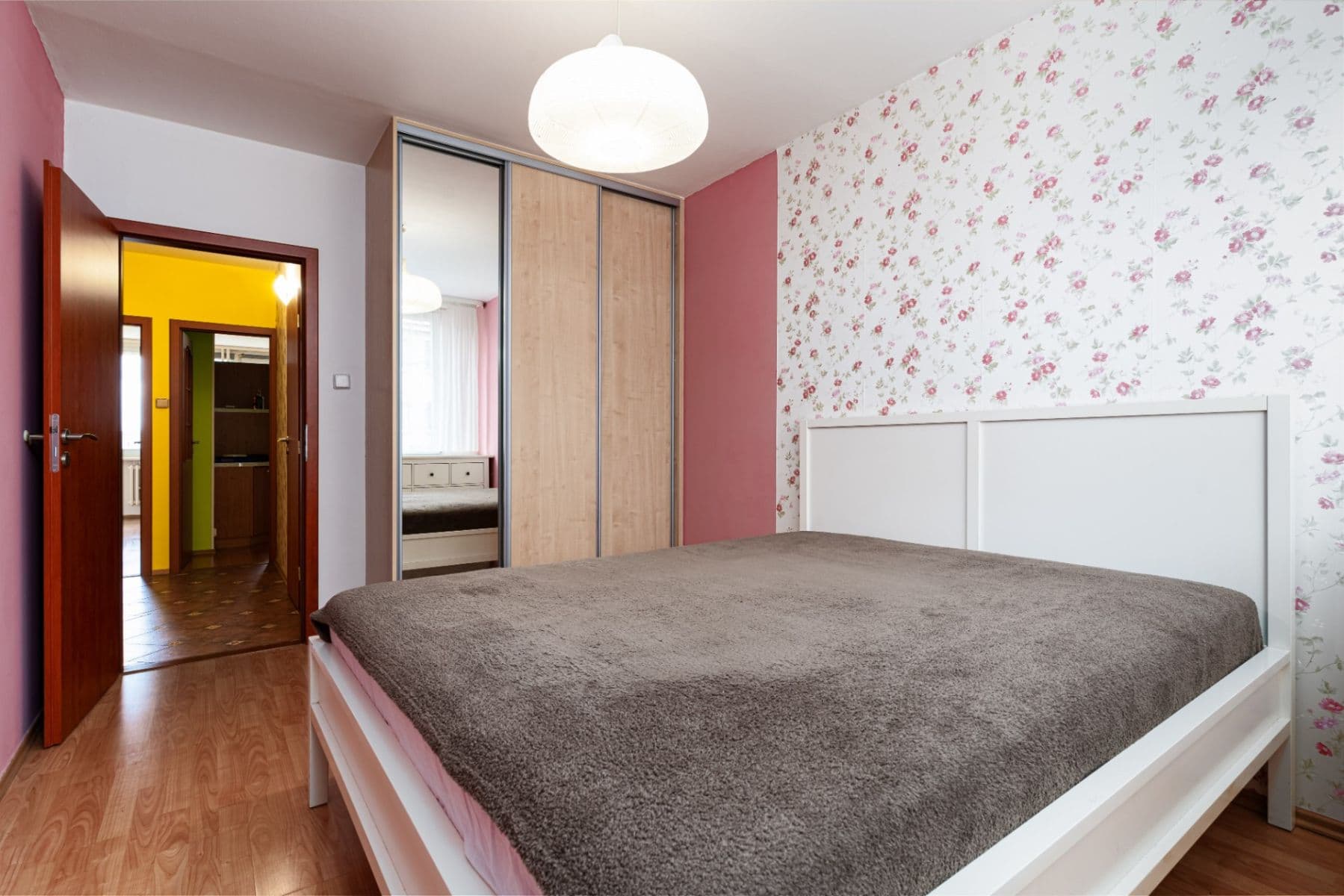 Prodej bytu 3+1 76 m², Na Vrších, Praha, Praha Prodej bytu 3+1 76 m², Na Vrších, Praha, Praha