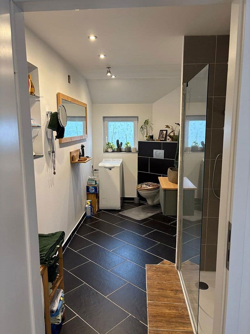 Prodej domu 224 m², pozemek 379 m², Breisach am Rhein, Bádensko-Württembersko Prodej domu 224 m², pozemek 379 m², Breisach am Rhein, Bádensko-Württembersko