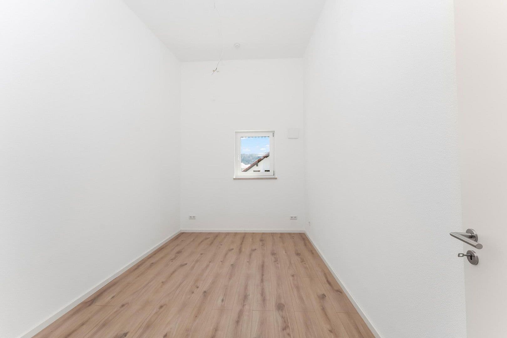 Pronájem domu 1.200 m², pozemek 2.000 m², Greding, Bavorsko Pronájem domu 1.200 m², pozemek 2.000 m², Greding, Bavorsko