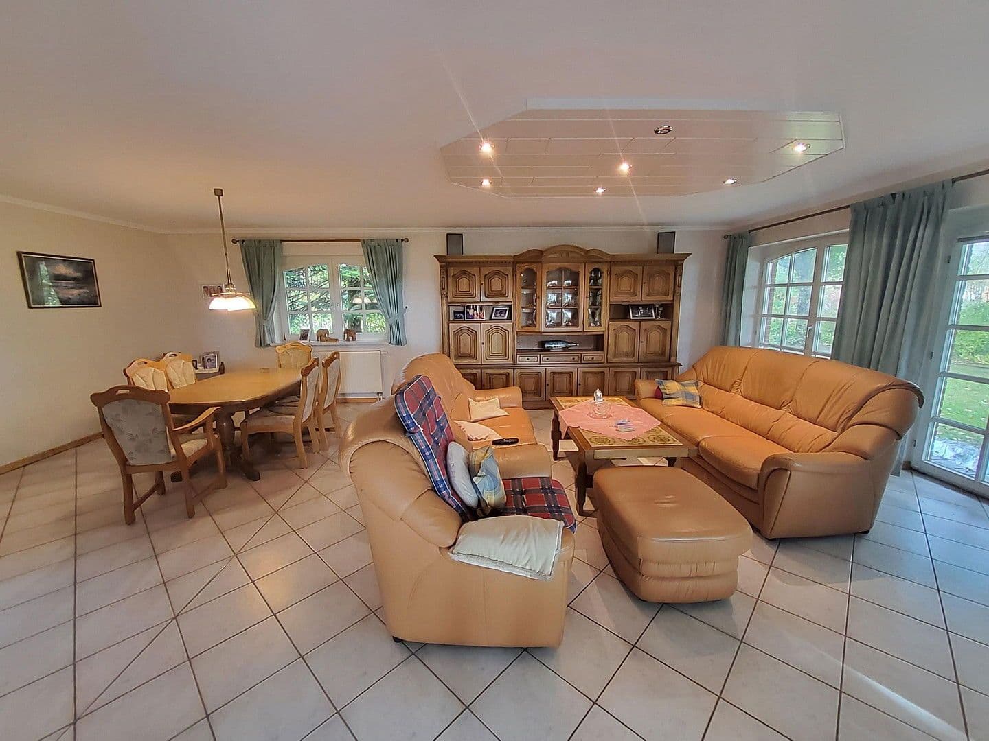 Prodej domu 264 m², pozemek 1.464 m², Wesselburen, Šlesvicko-Holštýnsko Prodej domu 264 m², pozemek 1.464 m², Wesselburen, Šlesvicko-Holštýnsko