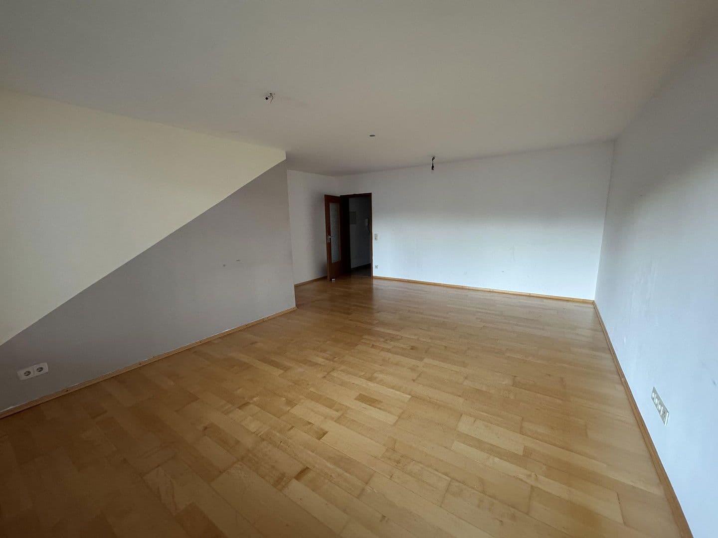 Pronájem bytu 3+1 77 m², Professor-Stock-Str. 10, Pfaffenhofen Ilm, Bavorsko Pronájem bytu 3+1 77 m², Professor-Stock-Str. 10, Pfaffenhofen Ilm, Bavorsko