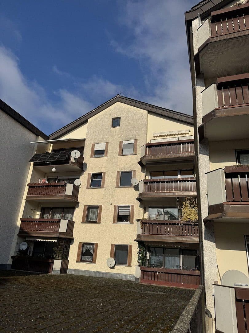 Pronájem bytu 3+1 77 m², Professor-Stock-Str. 10, Pfaffenhofen Ilm, Bavorsko Pronájem bytu 3+1 77 m², Professor-Stock-Str. 10, Pfaffenhofen Ilm, Bavorsko