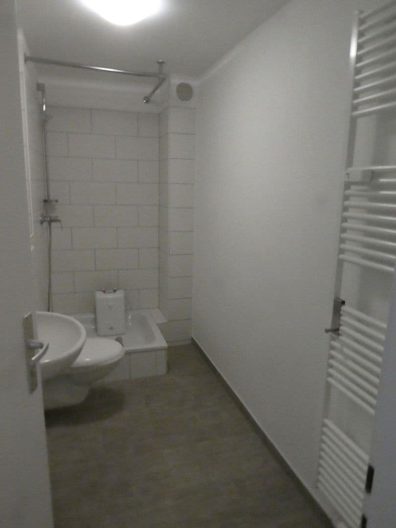 Pronájem bytu 1+1 31 m², Kaiserslautern, Porýní-Falc Pronájem bytu 1+1 31 m², Kaiserslautern, Porýní-Falc