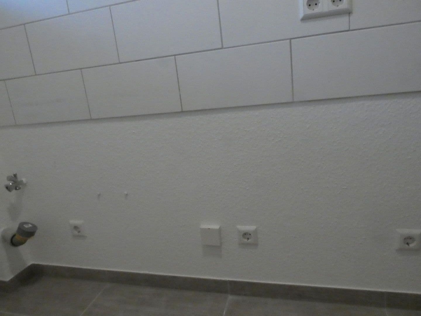 Pronájem bytu 1+1 31 m², Kaiserslautern, Porýní-Falc Pronájem bytu 1+1 31 m², Kaiserslautern, Porýní-Falc