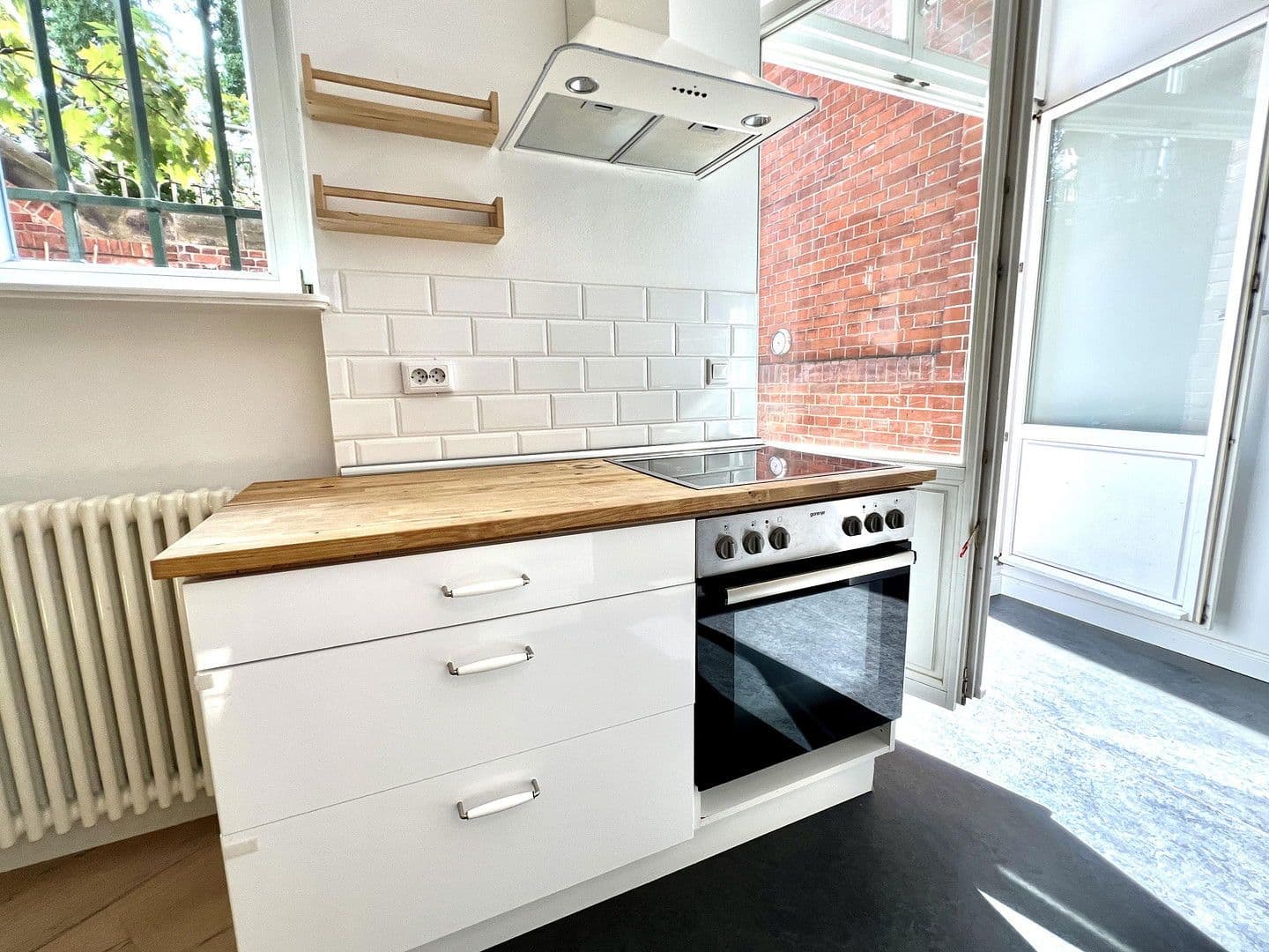 Prodej bytu 6+1 219 m², Berlin, Berlín Prodej bytu 6+1 219 m², Berlin, Berlín