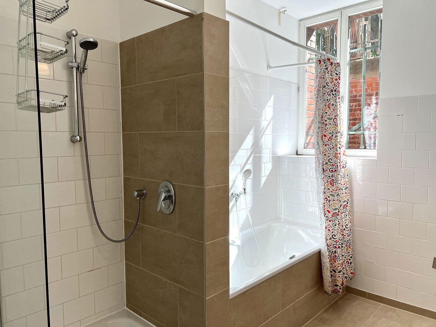 Prodej bytu 6+1 219 m², Berlin, Berlín Prodej bytu 6+1 219 m², Berlin, Berlín